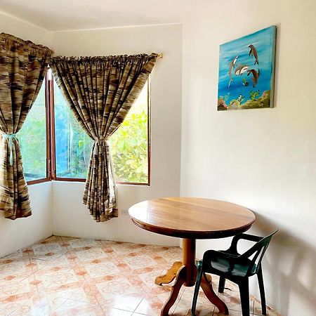 Hostal Vista Al Mar Hotell Puerto Baquerizo Moreno Eksteriør bilde