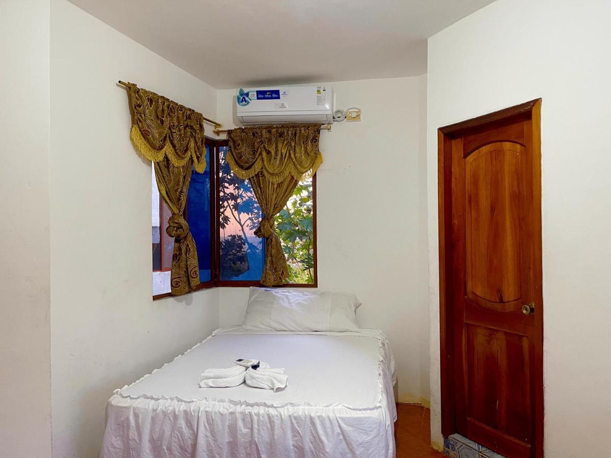 Hostal Vista Al Mar Hotell Puerto Baquerizo Moreno Eksteriør bilde