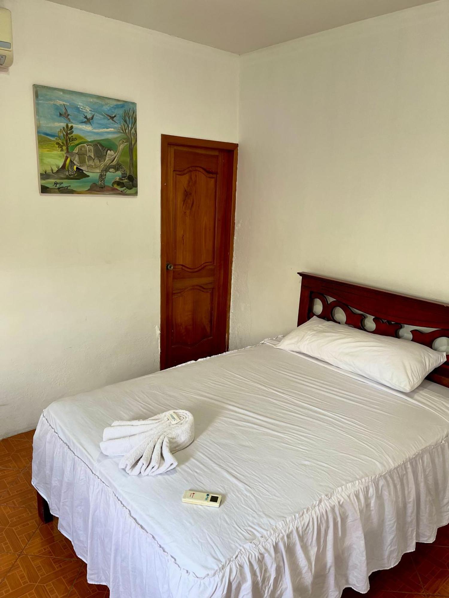 Hostal Vista Al Mar Hotell Puerto Baquerizo Moreno Eksteriør bilde