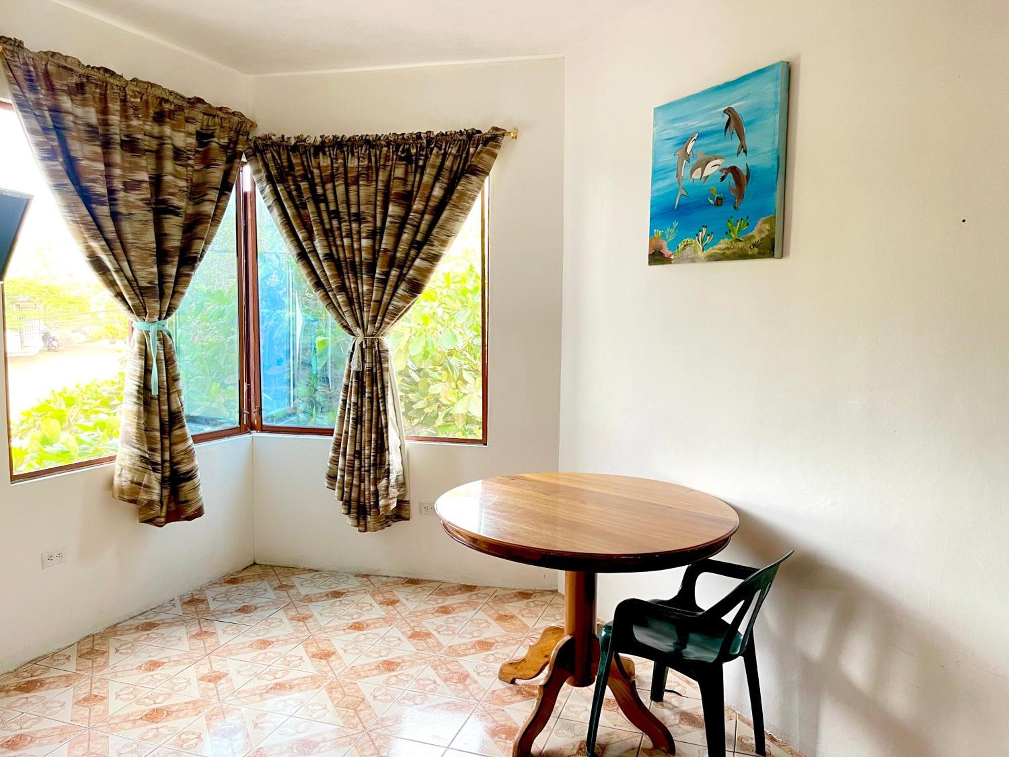 Hostal Vista Al Mar Hotell Puerto Baquerizo Moreno Eksteriør bilde