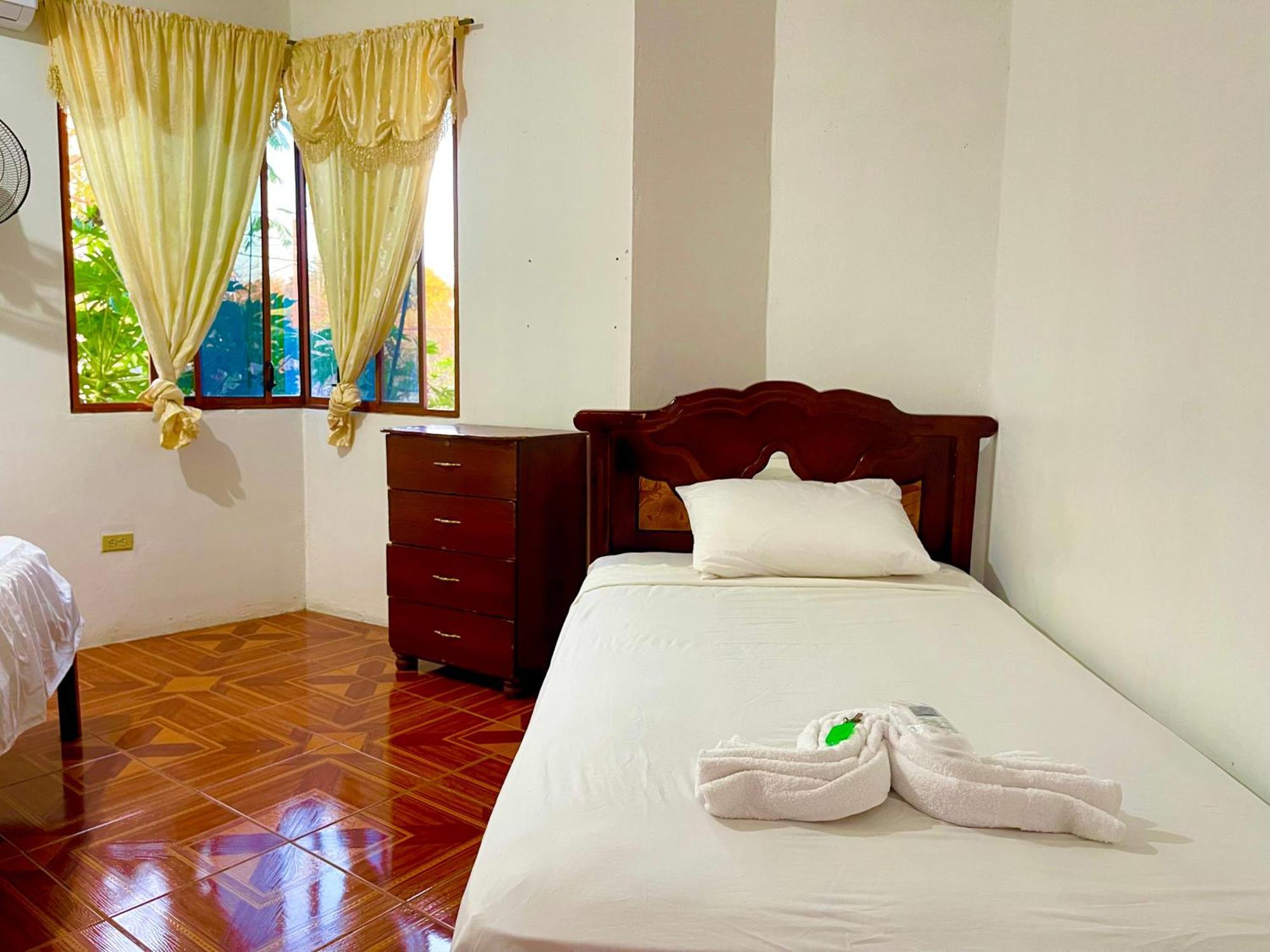 Hostal Vista Al Mar Hotell Puerto Baquerizo Moreno Eksteriør bilde