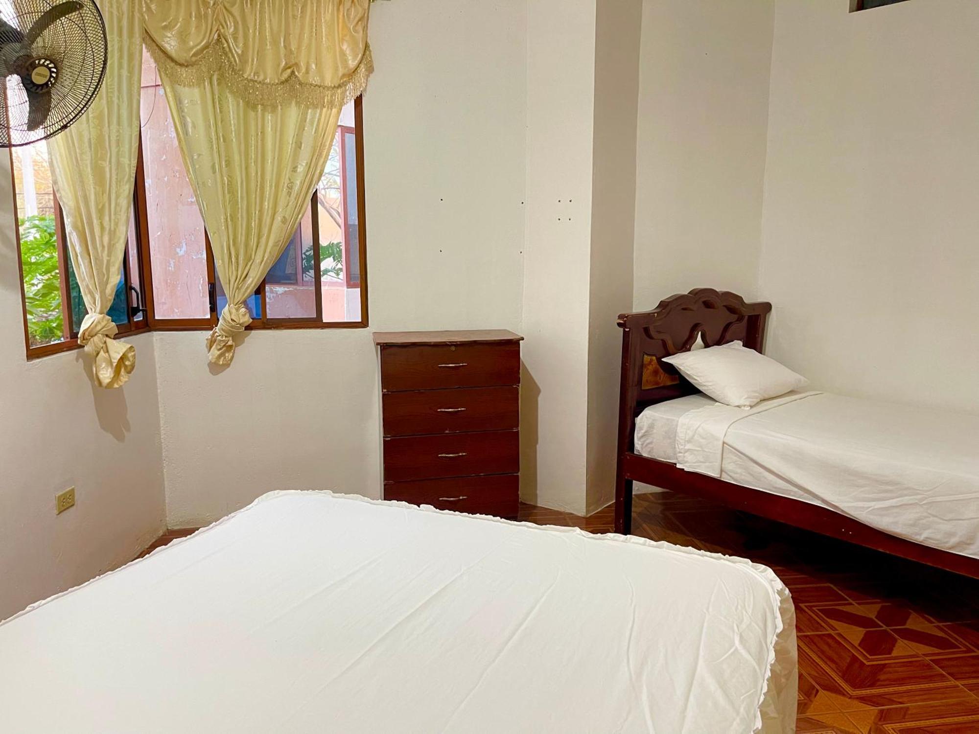 Hostal Vista Al Mar Hotell Puerto Baquerizo Moreno Eksteriør bilde